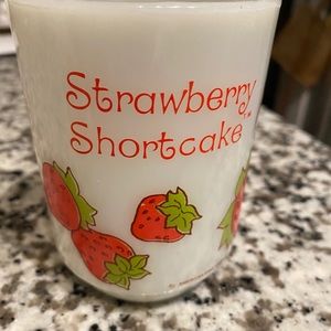 Strawberry shortcake mug by hazel atlas